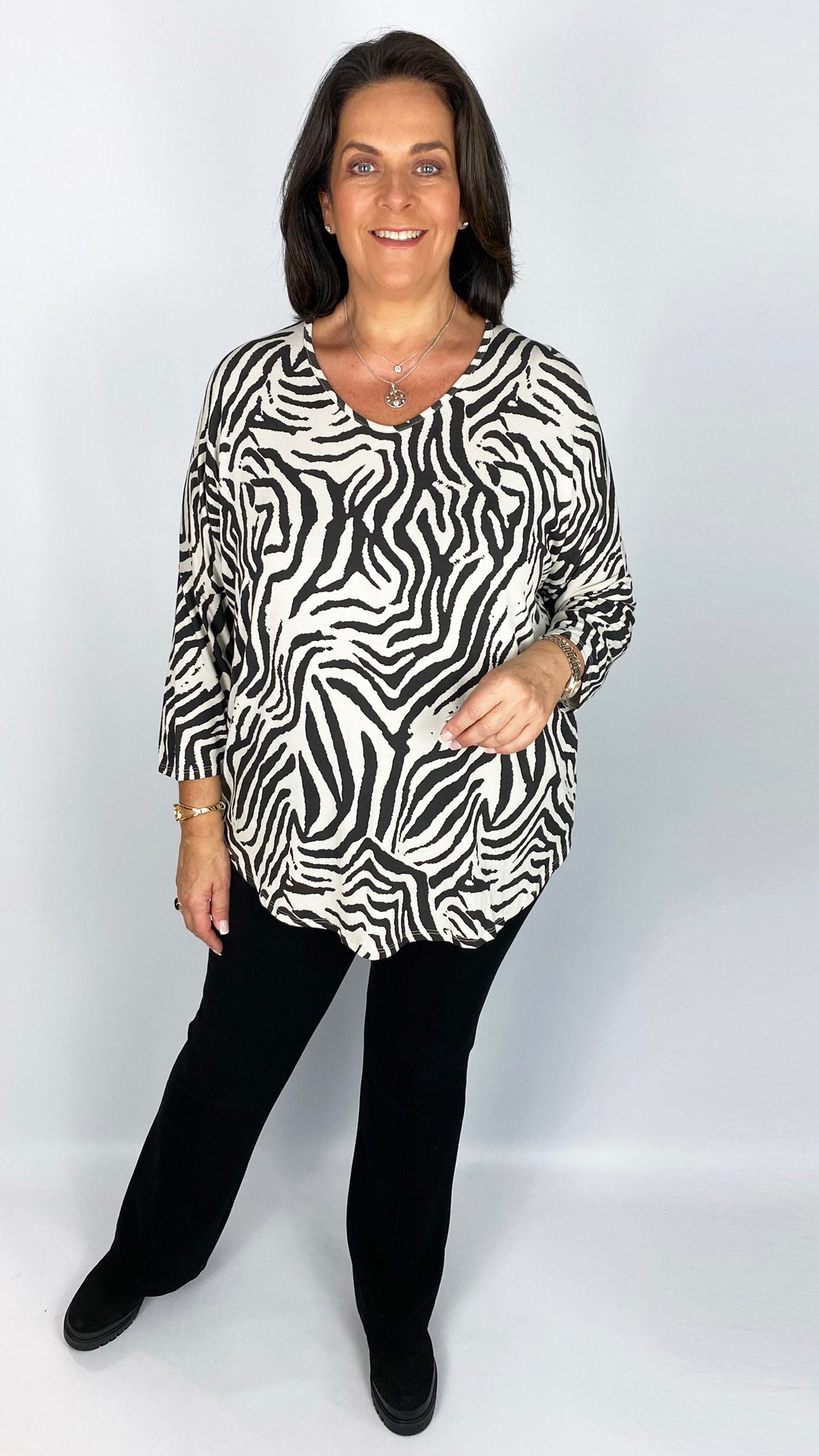 Animal print long sleeve classic tee (3 Colours) - last 1s