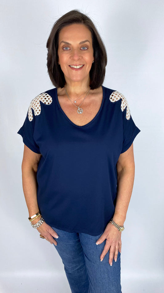 Crochet shoulder short-sleeve top | 4 Colours