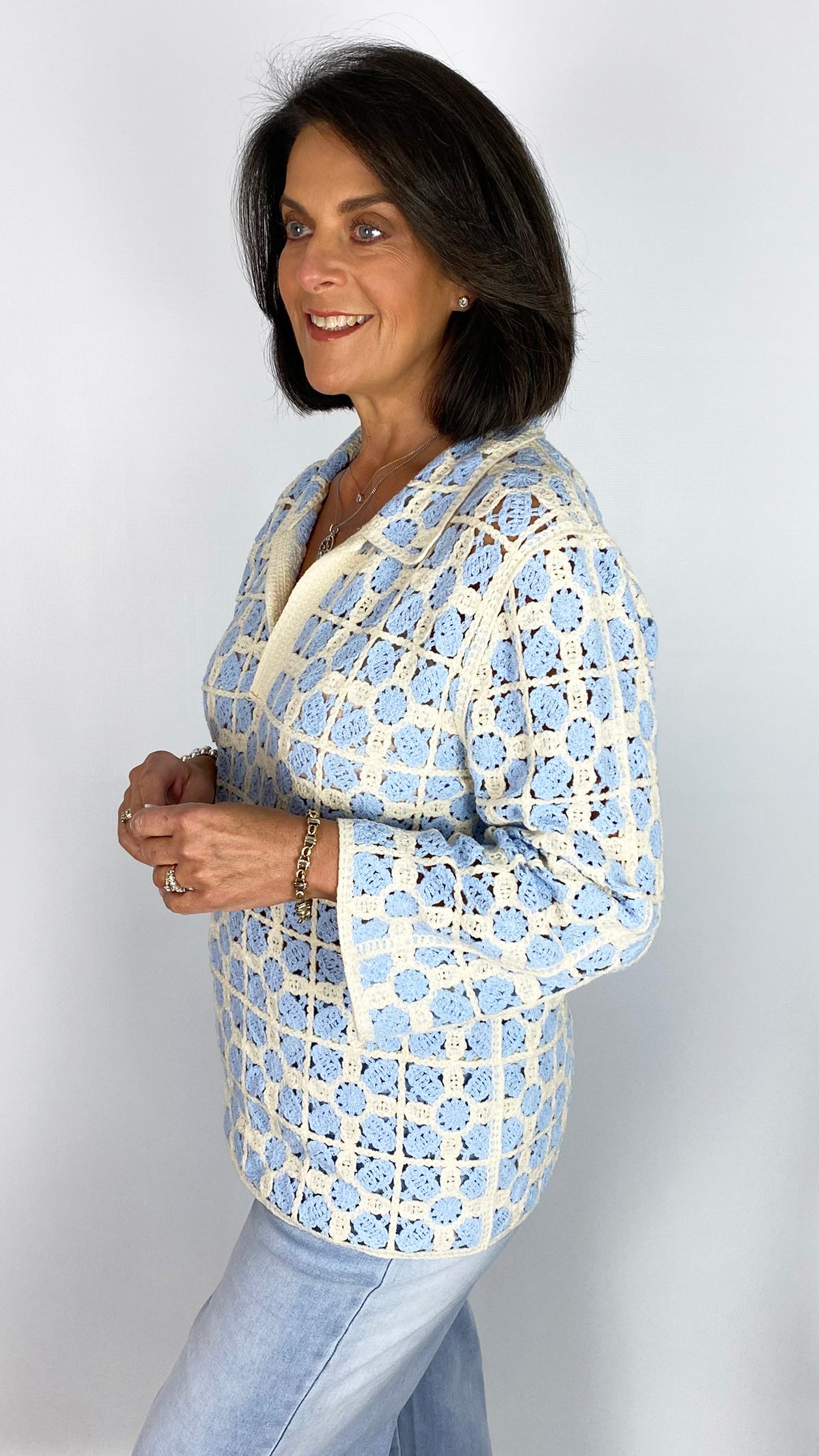 Crochet flower collared v-neck jumper | 2 Colours