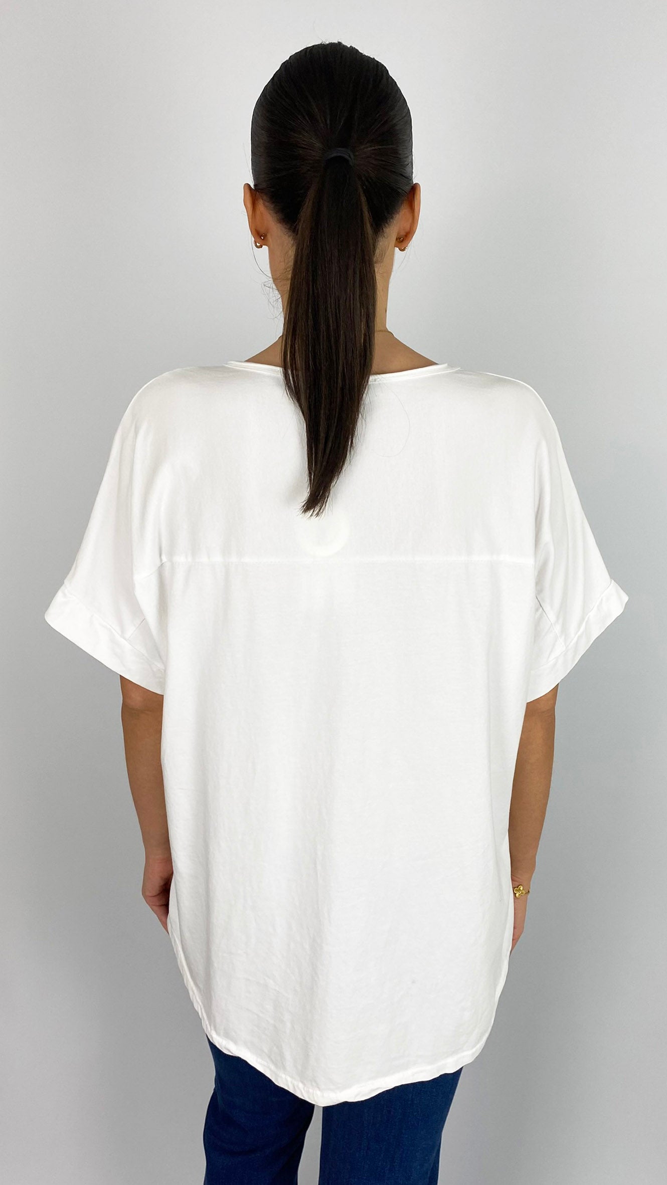 Sequin & boucle palm tree v-neck t-shirt | 4 Colours