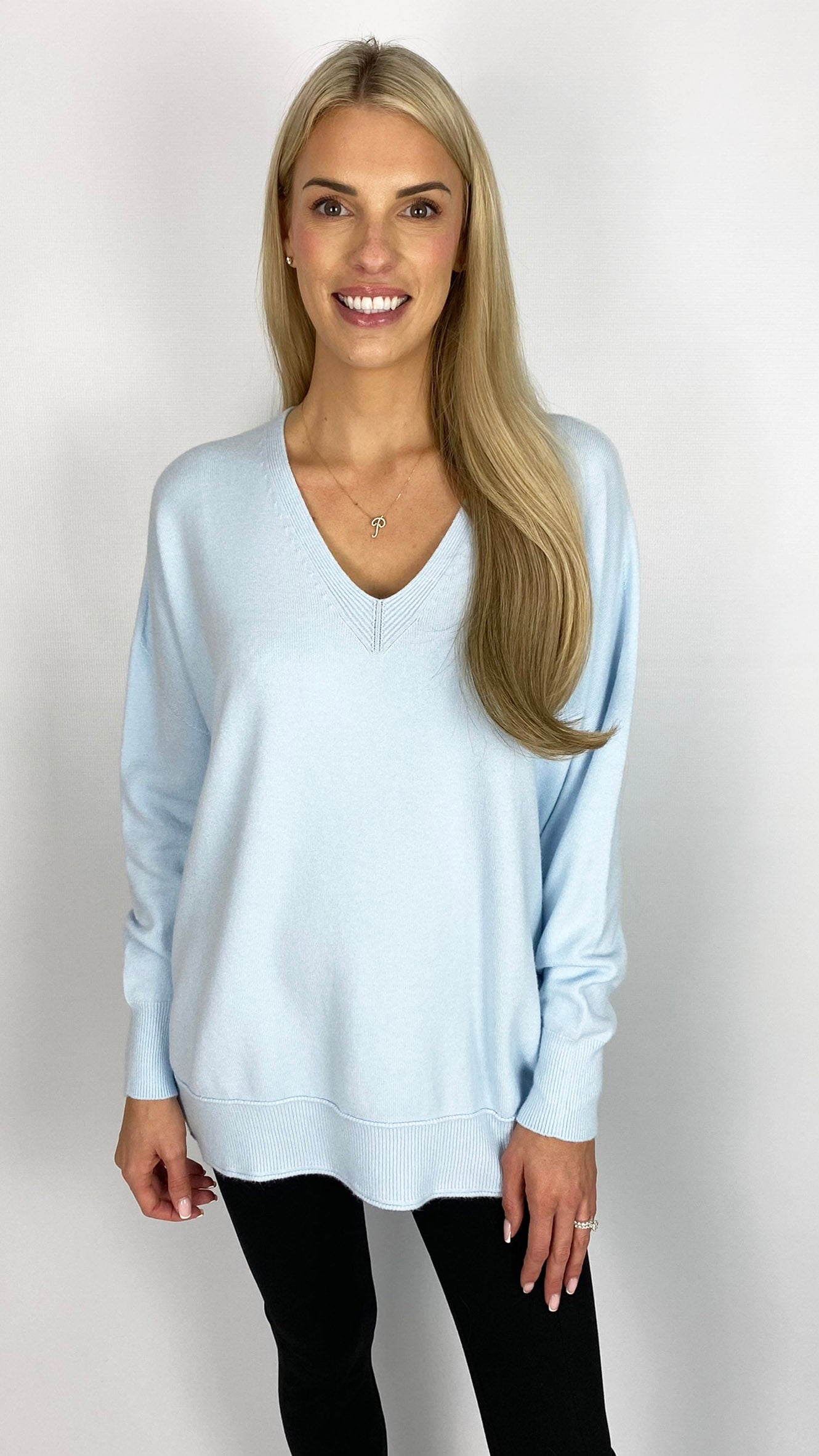 Ribbed edged v-neck jumper (8 Colours)