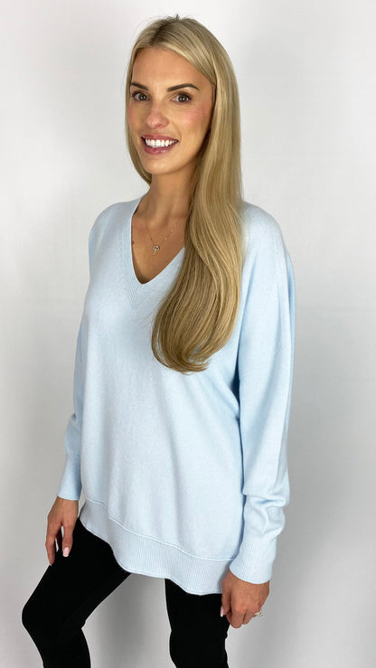 Ribbed edged v-neck jumper (8 Colours)