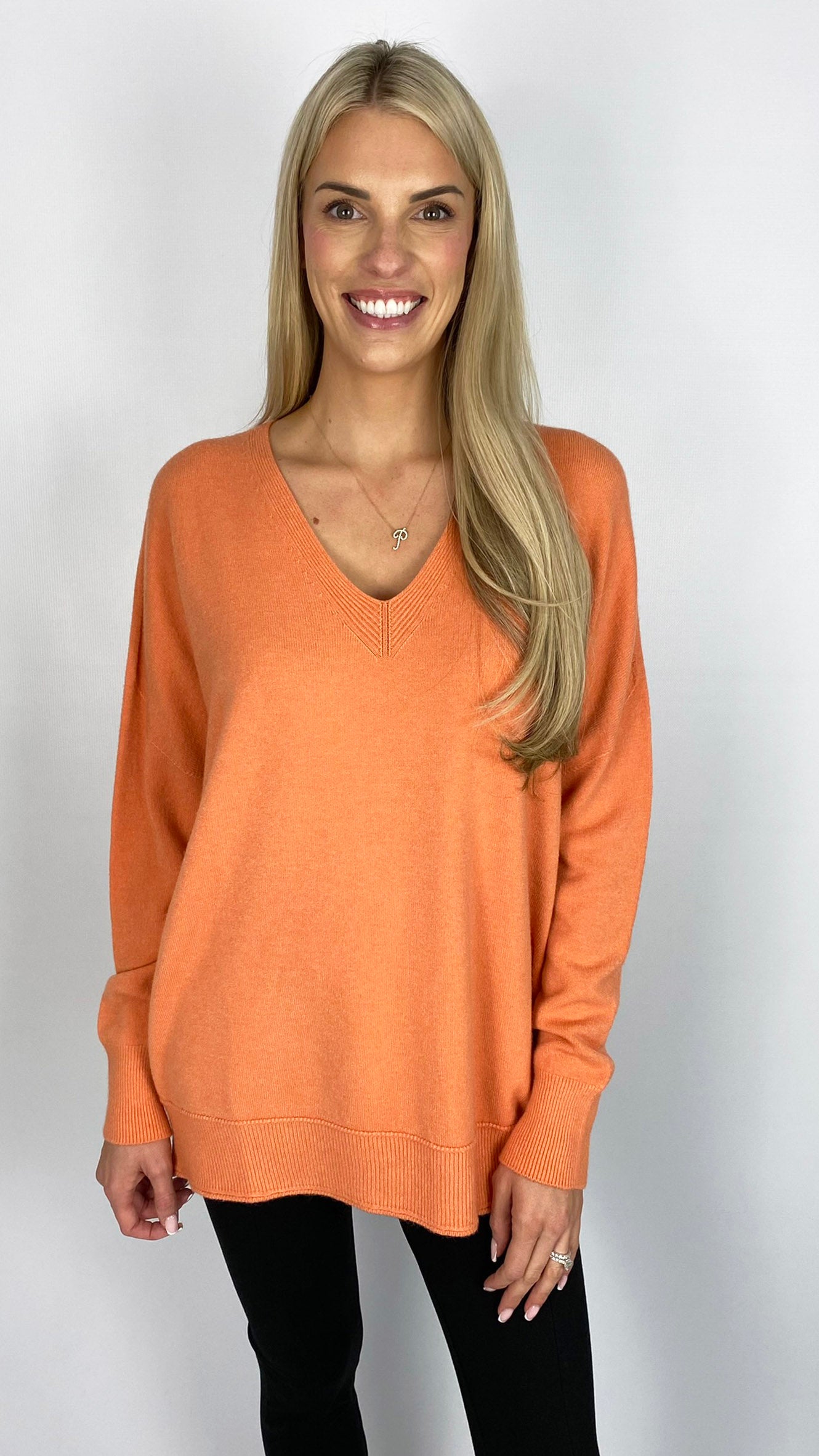 Ribbed edged v-neck jumper (8 Colours)