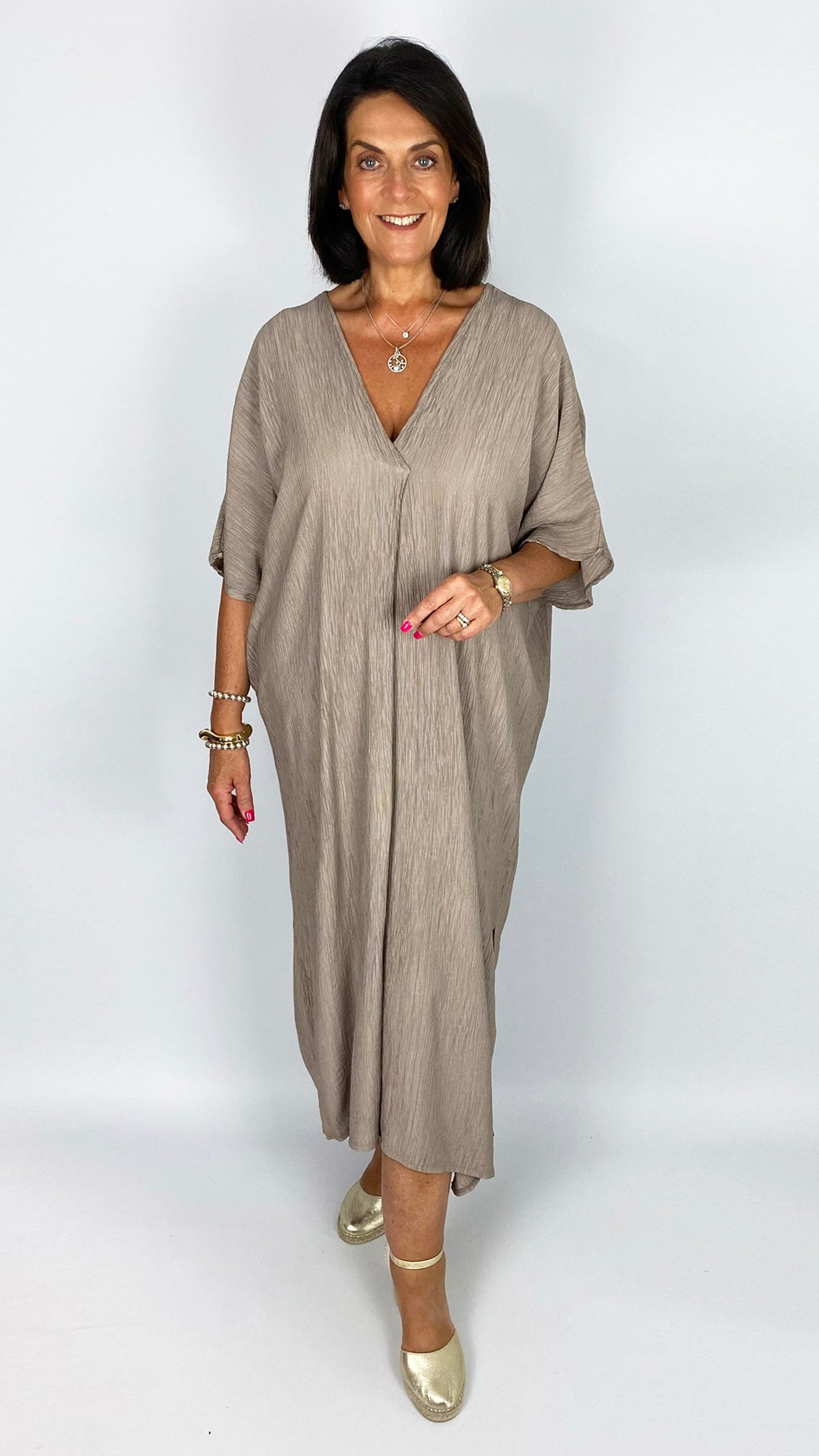 V-neck crinkle dress | 4 Colours