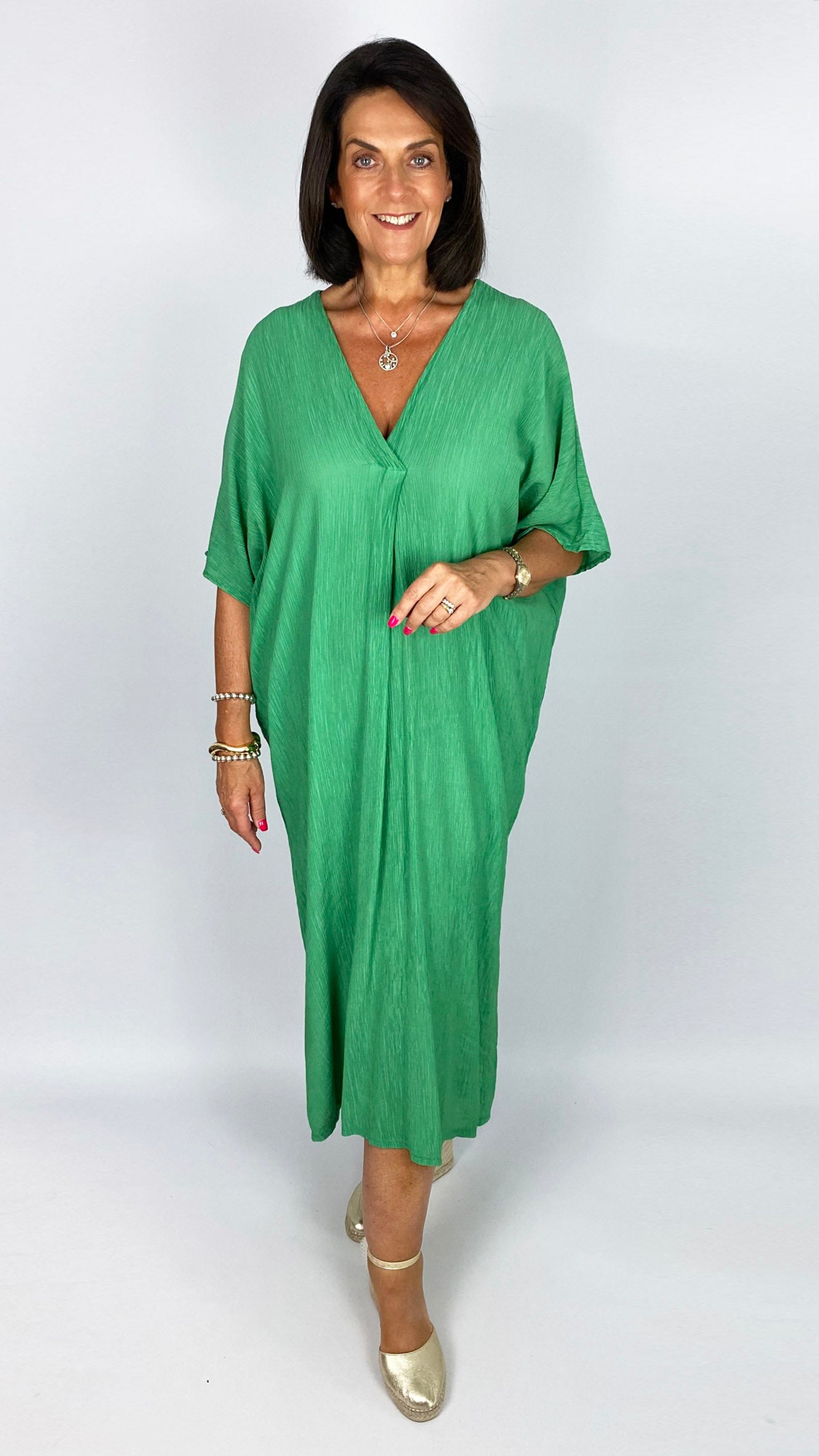 V-neck crinkle dress | 4 Colours