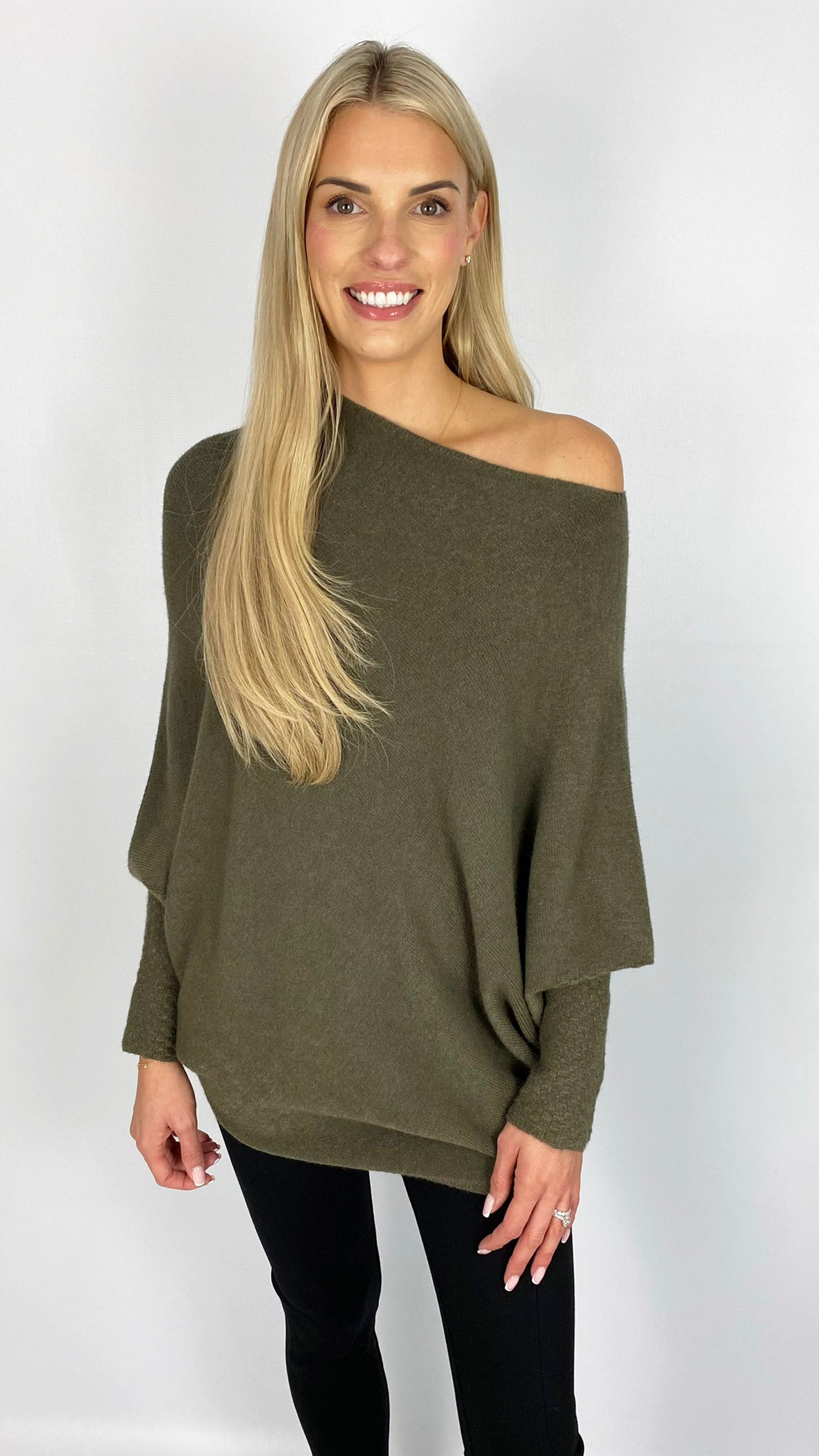 Soft asymmetric on/off the shoulder jumper (5 Colours)