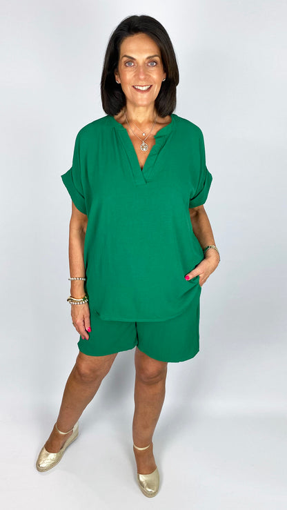 Crepe-feel v-neck top & shorts set | 6 Colours