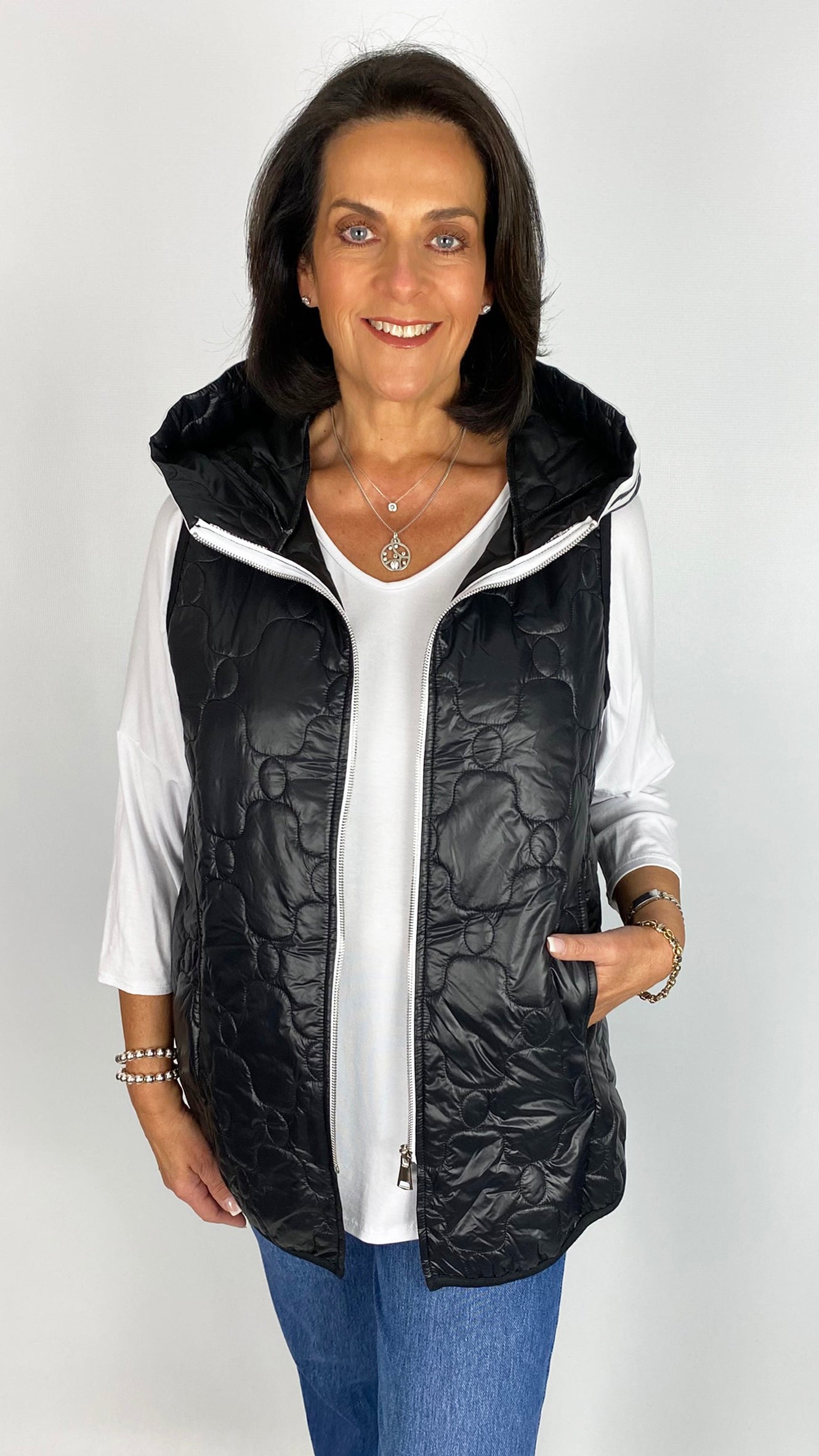 Lightweight quilted hooded gilet | 4 Colours