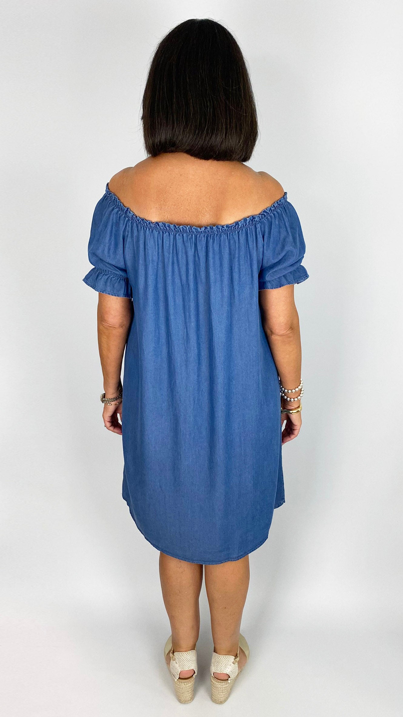 On/off-the-shoulder chambray puff-sleeve dress | Dark Denim | last 1
