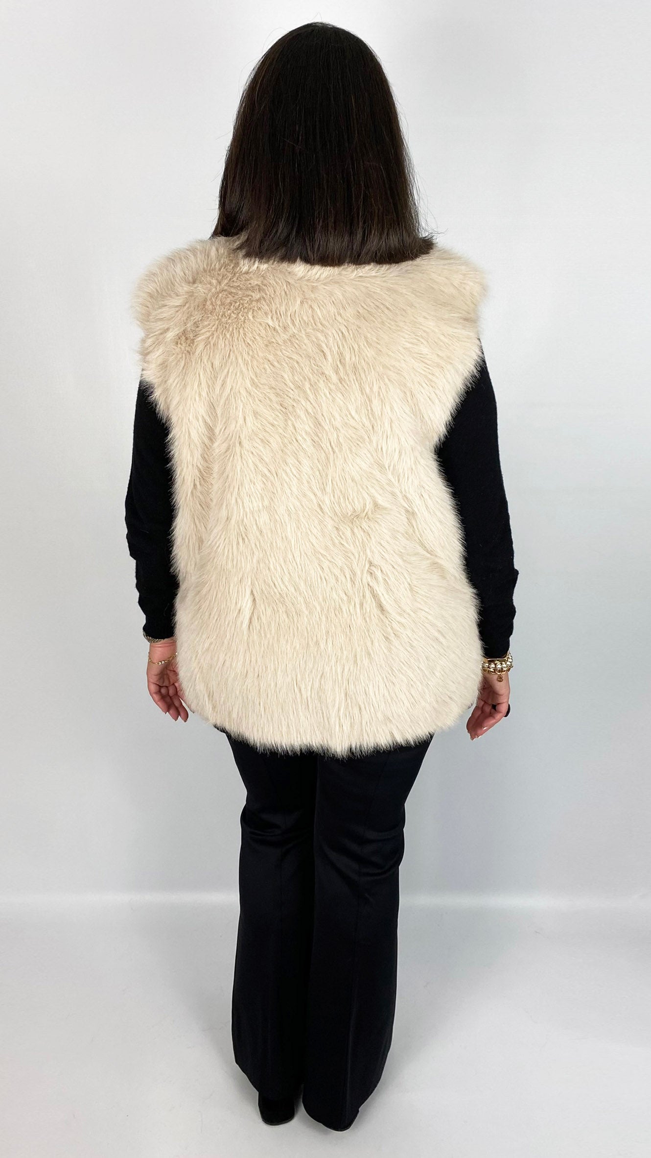 Shaggy faux fur gilet w/ pockets (2 Colours) by Malissa J