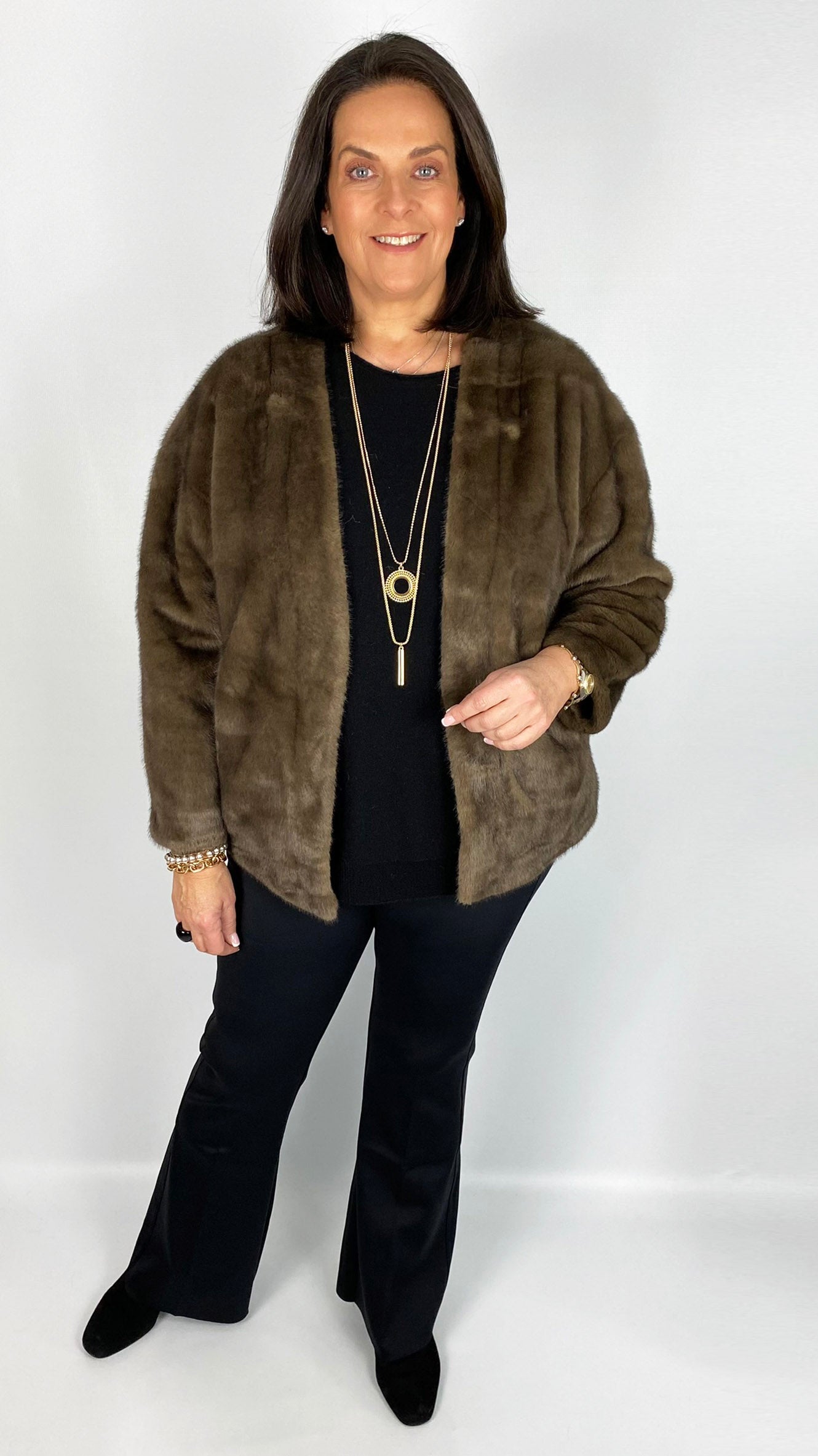 Luxury faux fur short jacket (Brown)