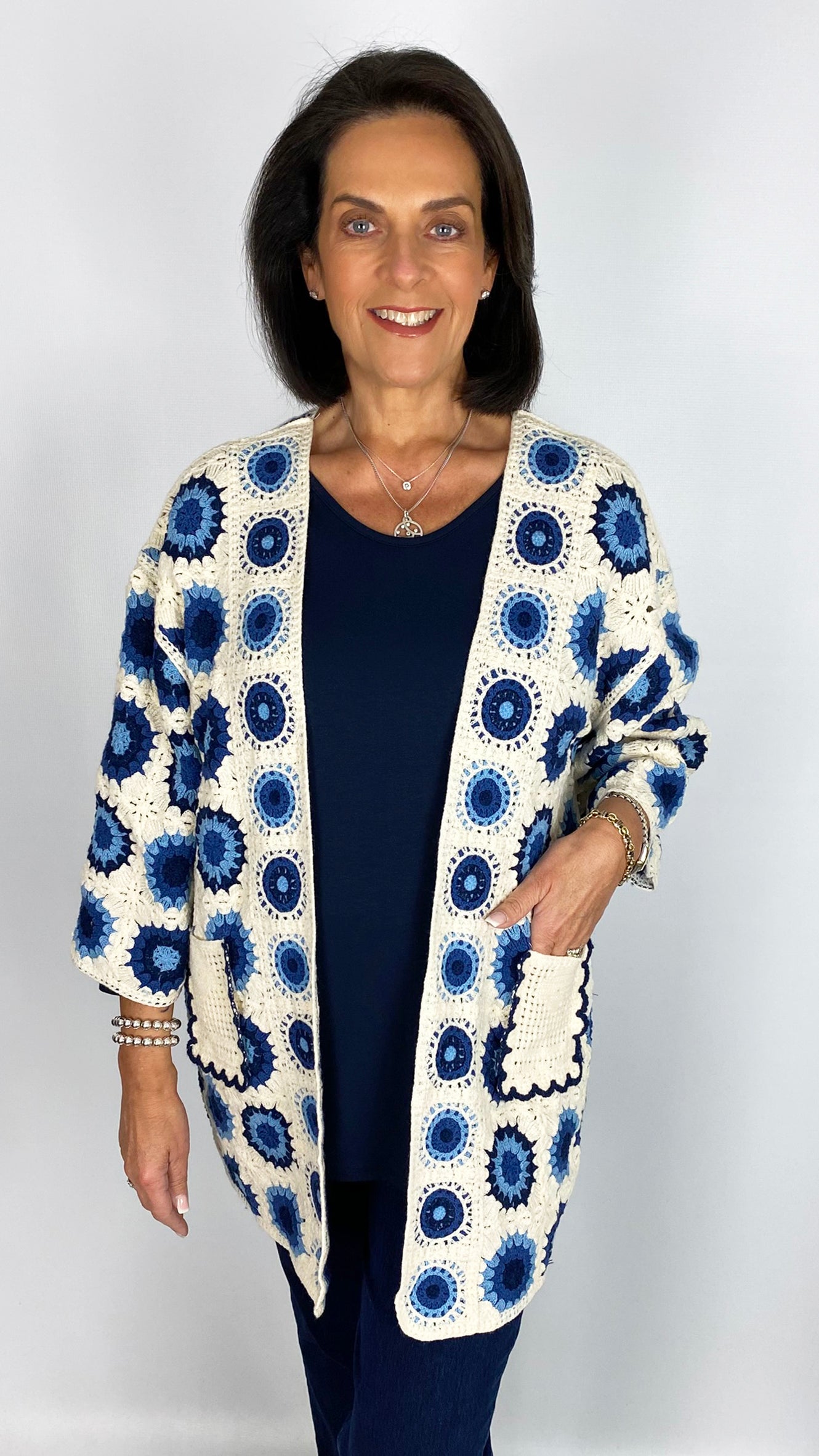 Crochet edge-to-edge cardigan | Cream/Blues