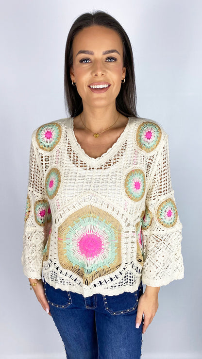 Scalloped edge crochet v-neck top | 2 Colours