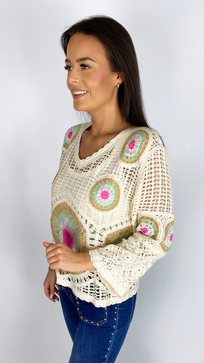 Scalloped edge crochet v-neck top | 2 Colours