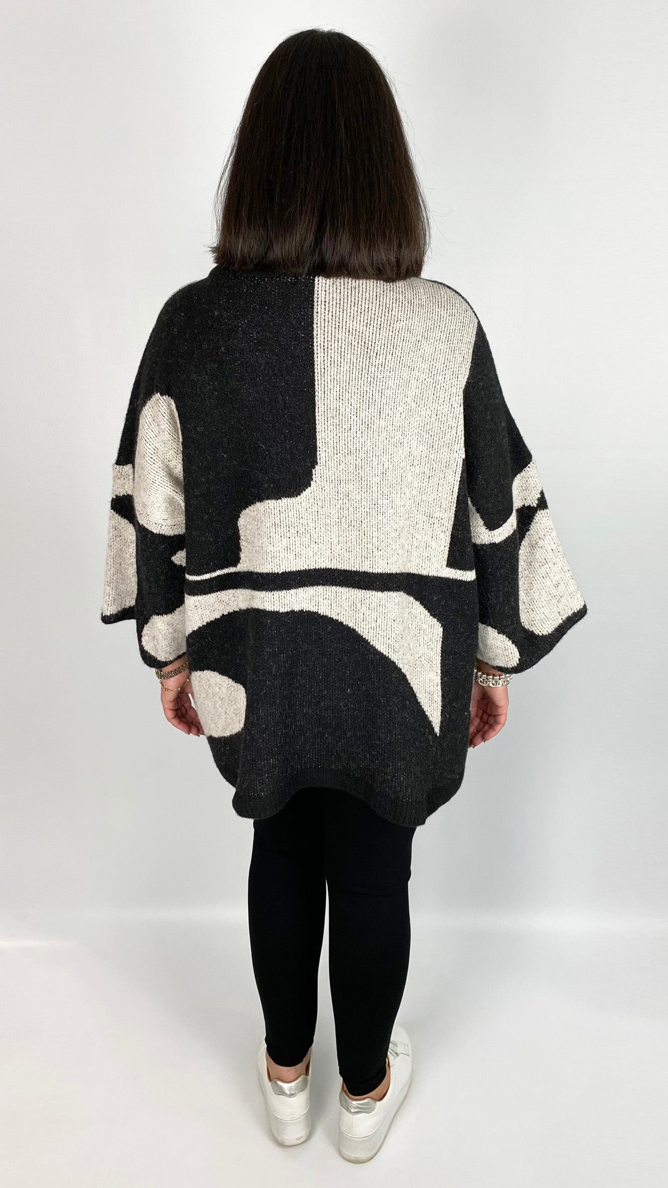 Oversized 3/4 sleeve turtleneck print jumper (2 Colours) - last 1