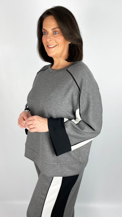 Block contrast & piping bell sleeve sweatshirt by Mat (Grey/Black/White)