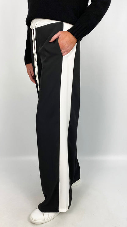 Wide-leg contrast stripe crepe trouser (2 Colours)