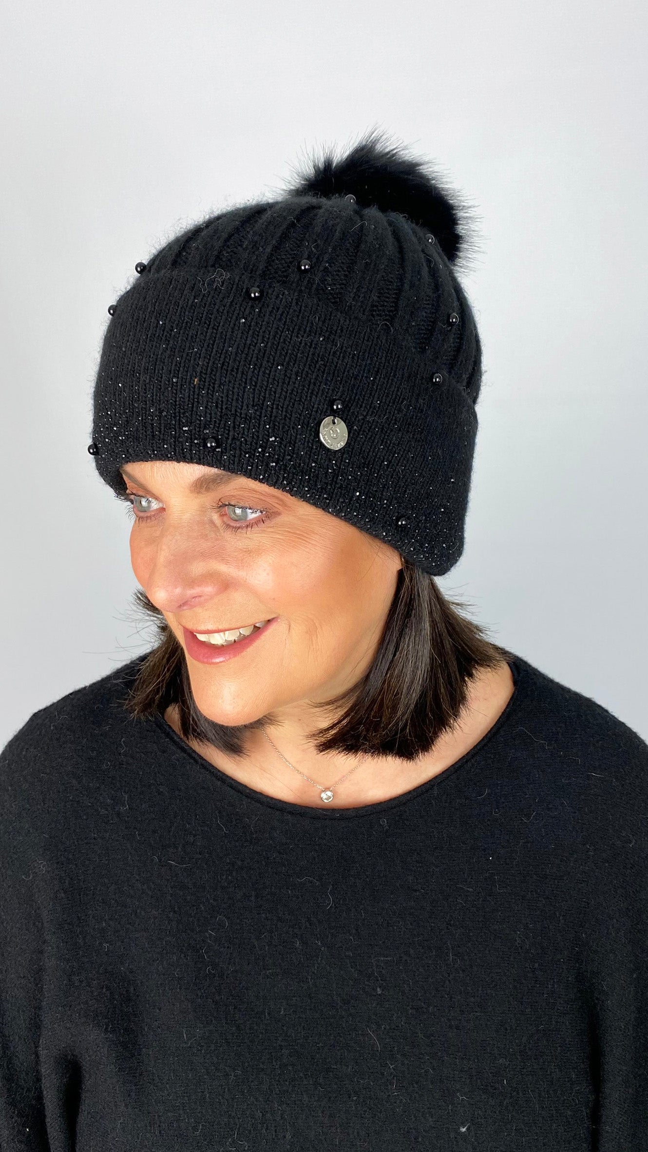 Embellished faux fur bobble hat (5 Colours)