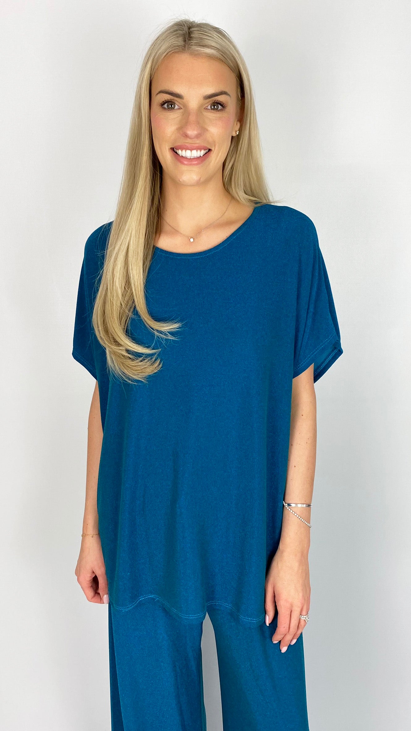 Lurex short sleeve round-neck top (3 Colours)