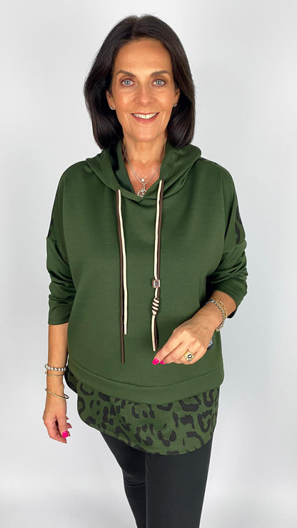Leopard back hooded sweatshirt | 4 Colours