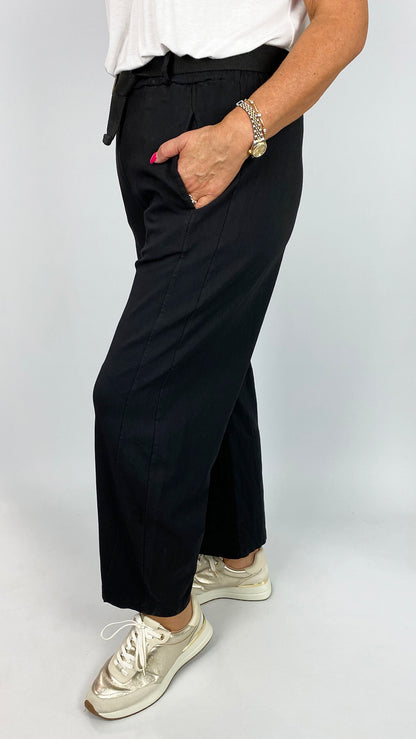 Barrel-leg pull-on pant w/ belt | 5 Colours