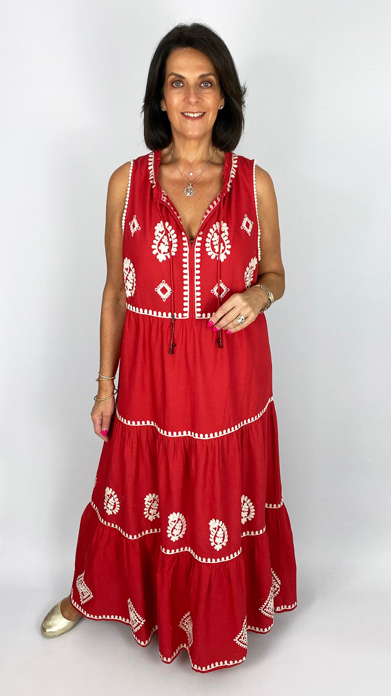 Irina embroidered tiered dress | Red