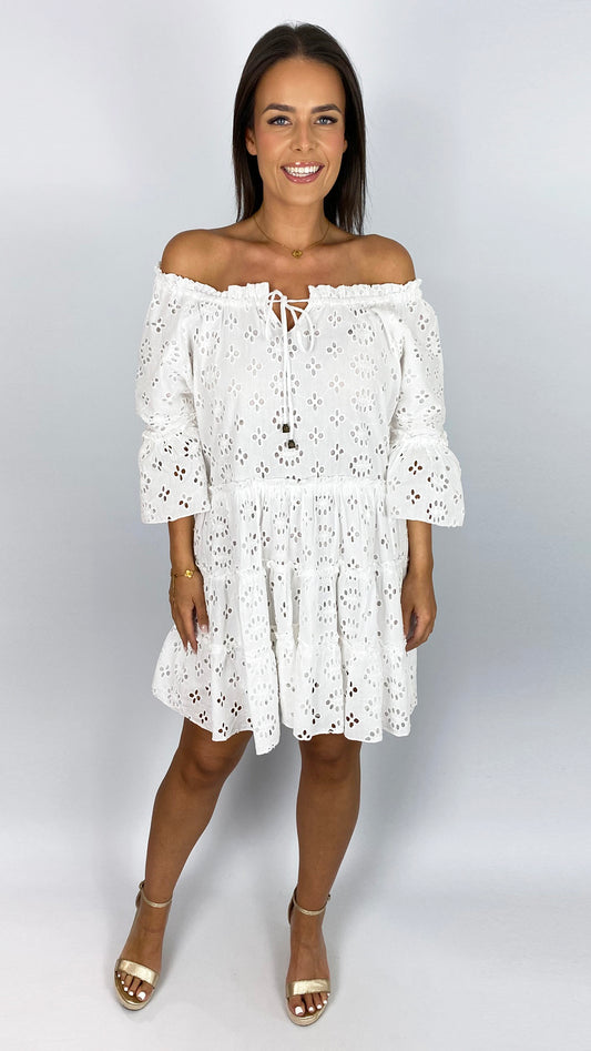 Talia embroidery anglais on/off-the-shoulder dress | White