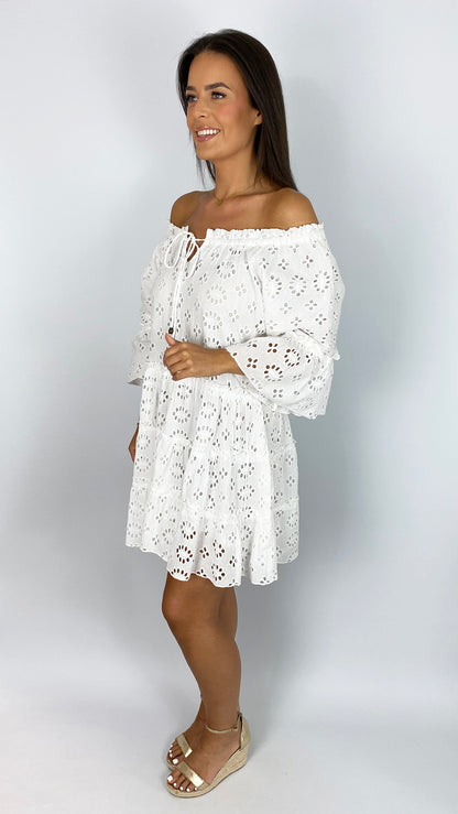 Talia embroidery anglais on/off-the-shoulder dress | White