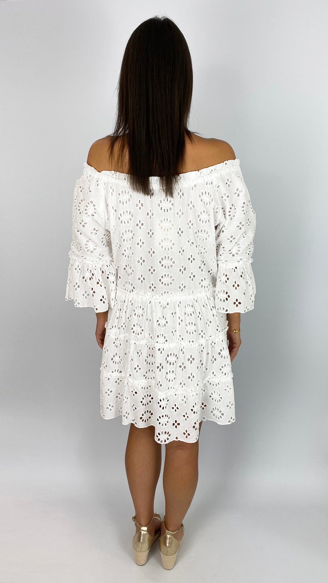 Talia embroidery anglais on/off-the-shoulder dress | White