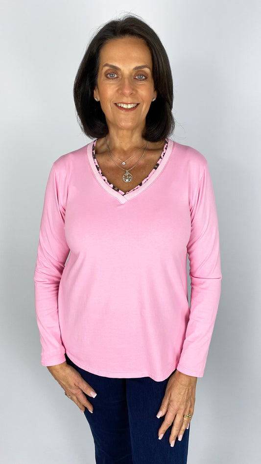 AP trimmed v-neck slim-fit top | 3 Colours