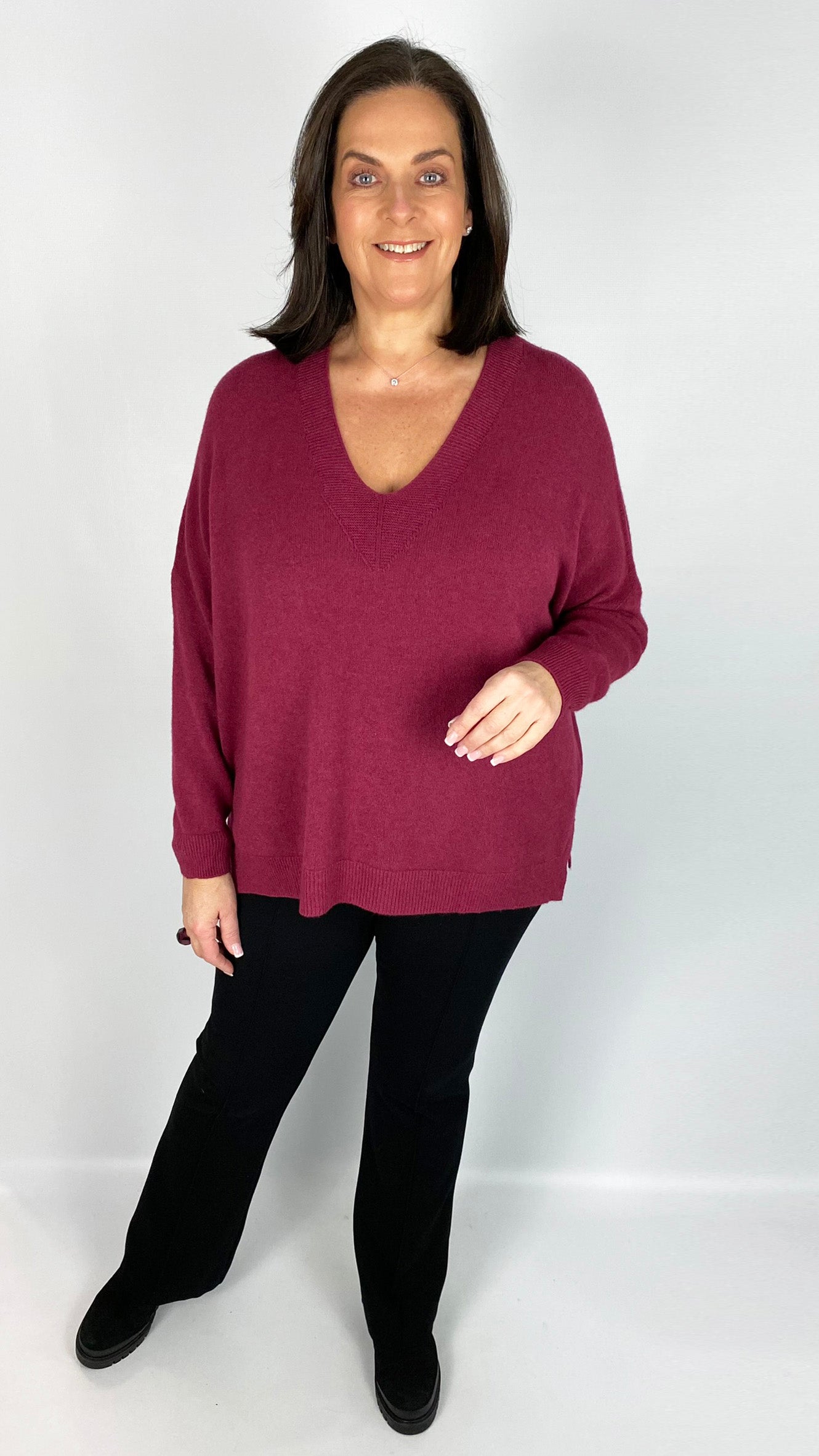 Thick ribbed v-neck jumper (5 Colours)