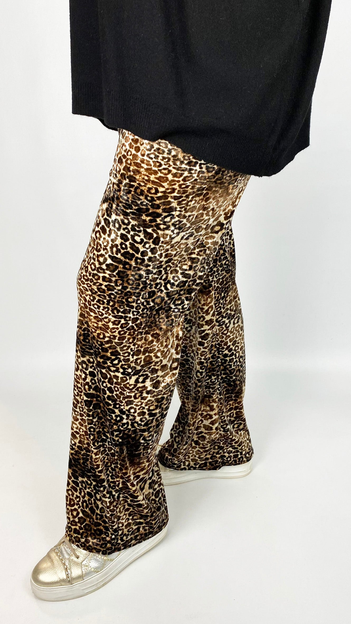 Animal Print velvet palazzo pant (Brown)