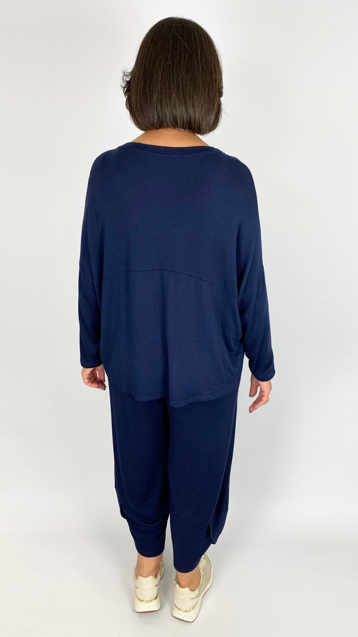 Ultra soft curved hem LS top & barrel-leg trouser set | 4 Colours