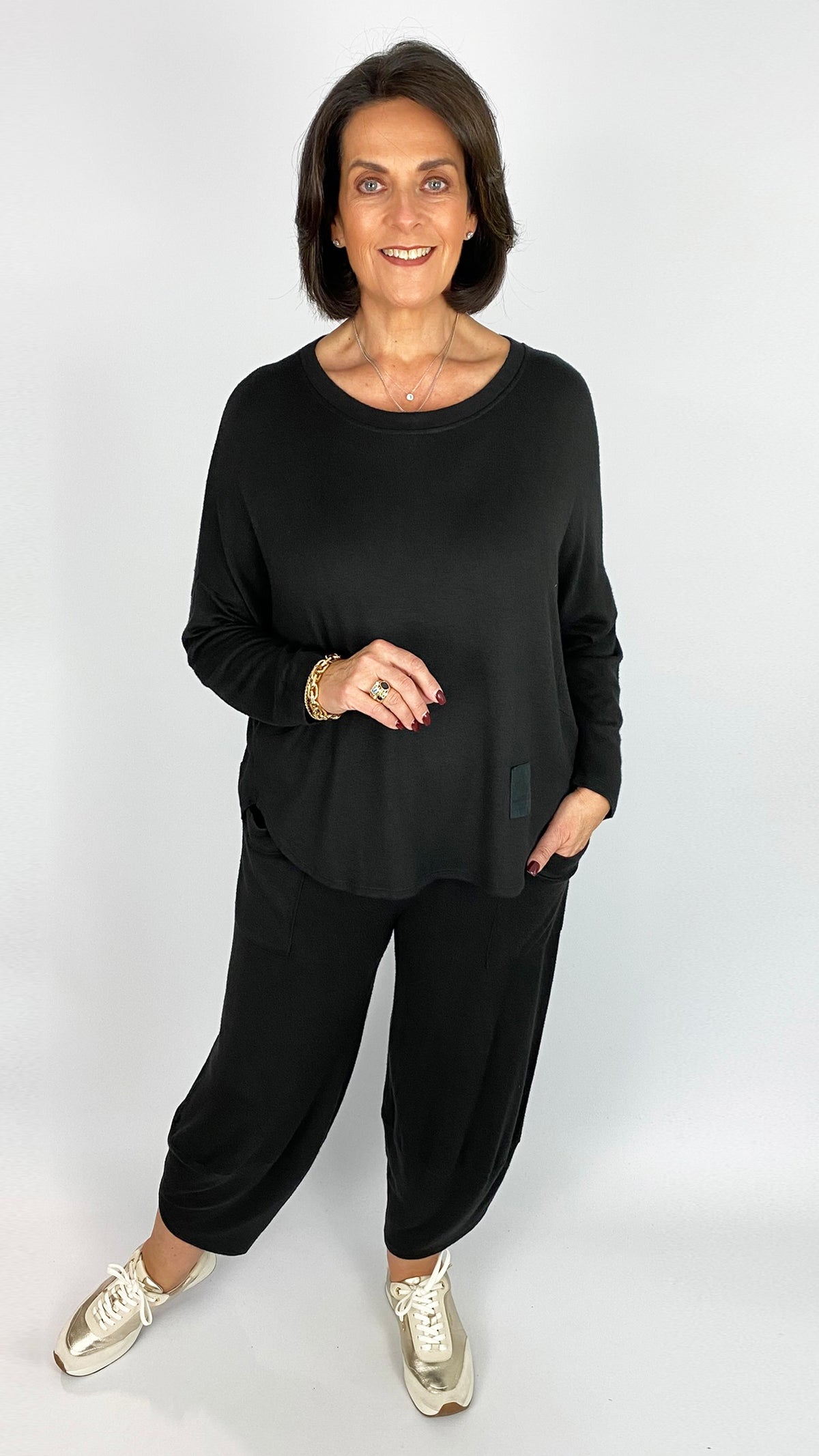 Ultra soft curved hem LS top & barrel-leg trouser set | 4 Colours