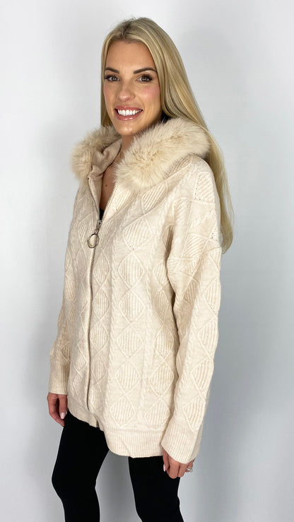 Faux fur hooded cable detail zip-up cardigan (2 Colours)