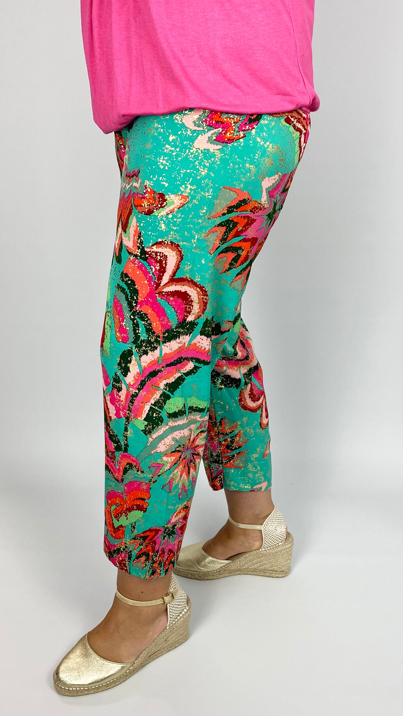 Print tapered leg cropped pant | Green Multi | 2 Sizes | by Malissa J