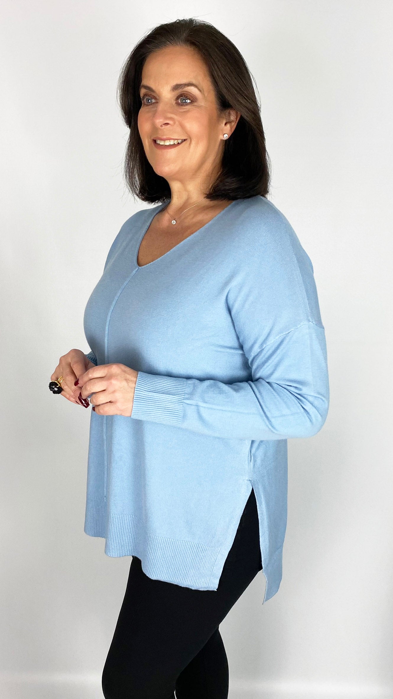 Centre-seam v-neck jumper (6 Colours) - last 1s