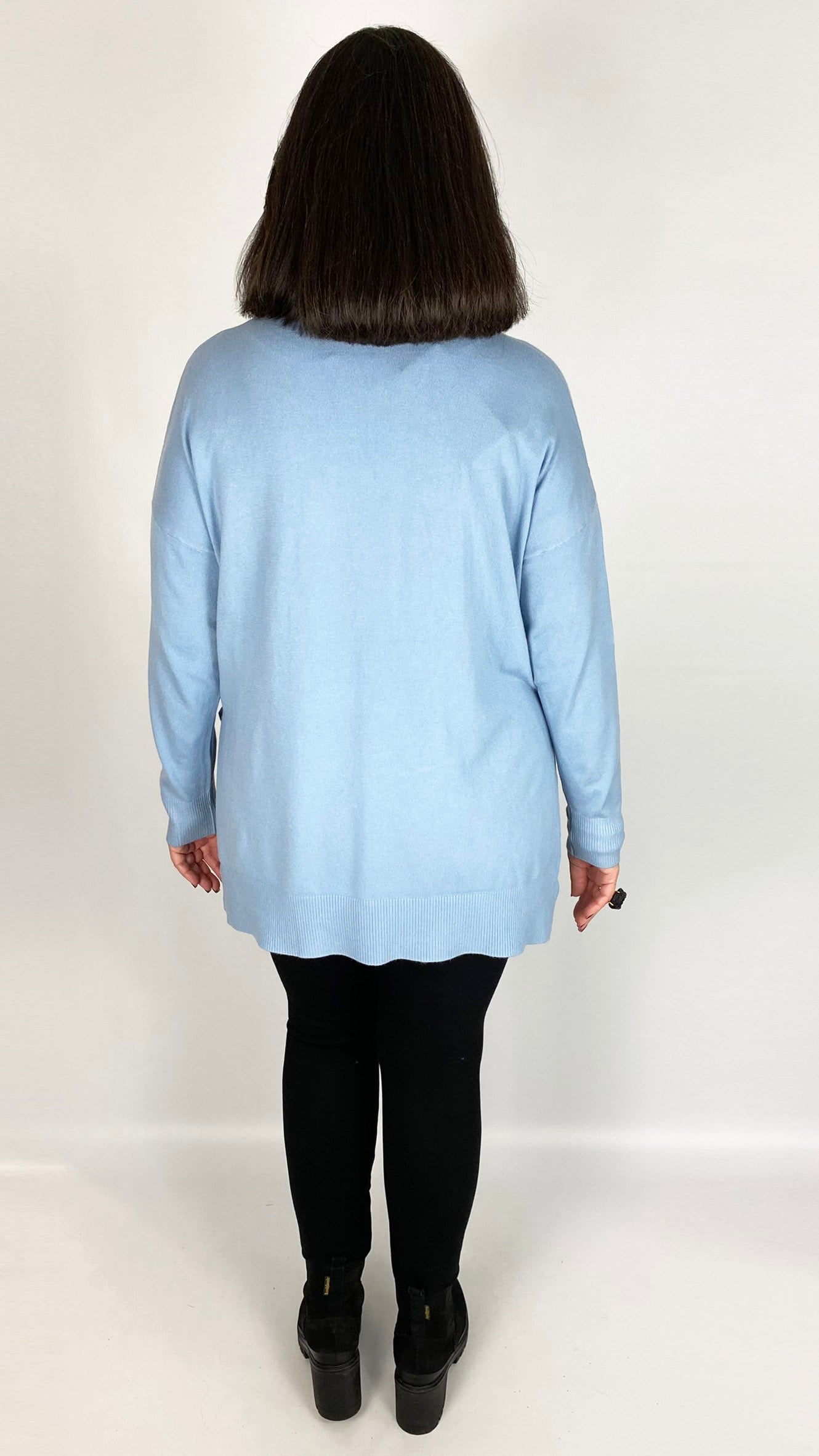 Centre-seam v-neck jumper (6 Colours) - last 1s