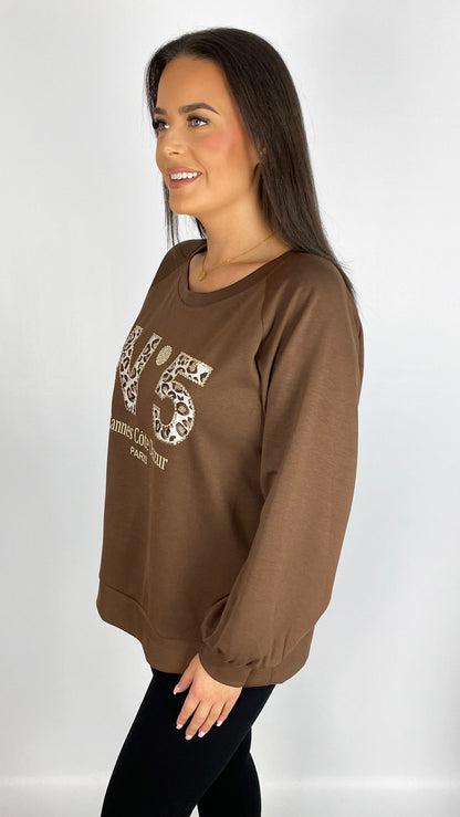 Neoprene-feel designer-inspired '5' sweatshirt | 3 Colours | last 1s