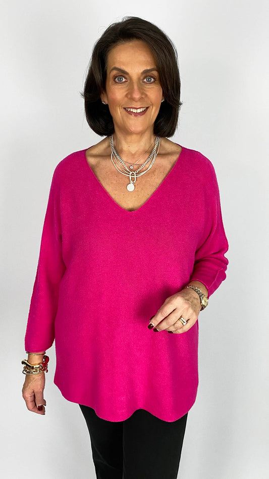Ultra-soft oversized v-neck jumper | 7 Colours