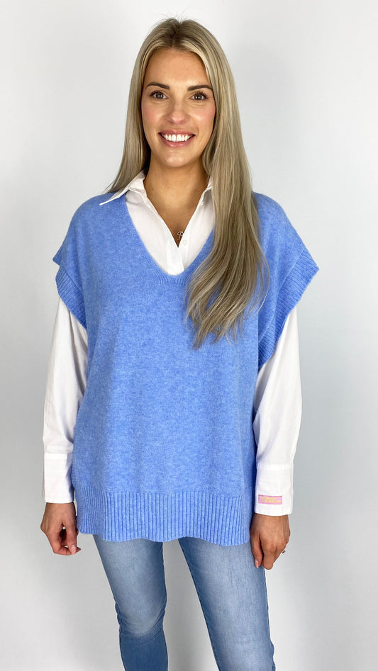 Button side v-neck knitted tabbard (5 Colours)