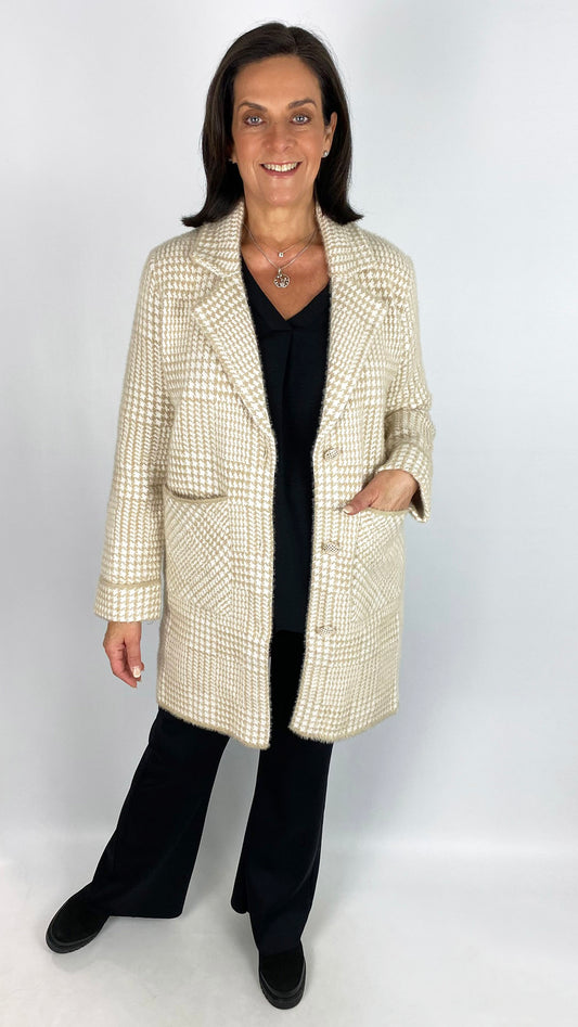 Houndstooth brushed knit longline jacket | Beige