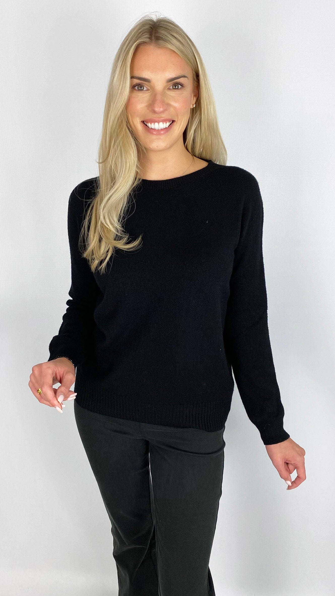 My crew slim fit jumper | 4 Colours
