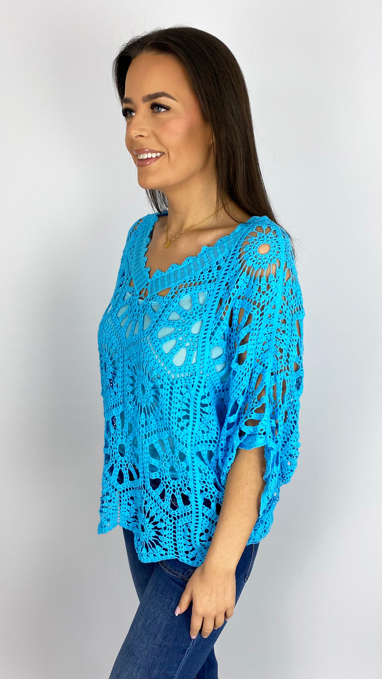 Crochet v front & back top w/ cami | 4 Colours