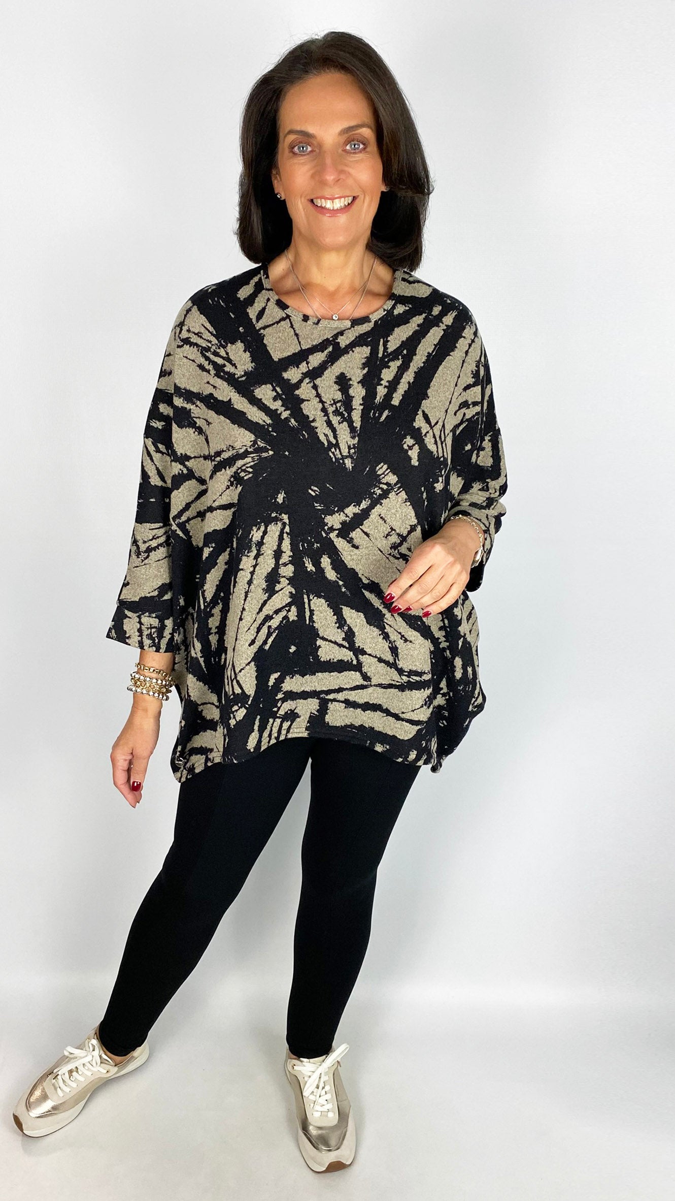 Oversized print dipped sides top | Stone/Black | by Malissa J