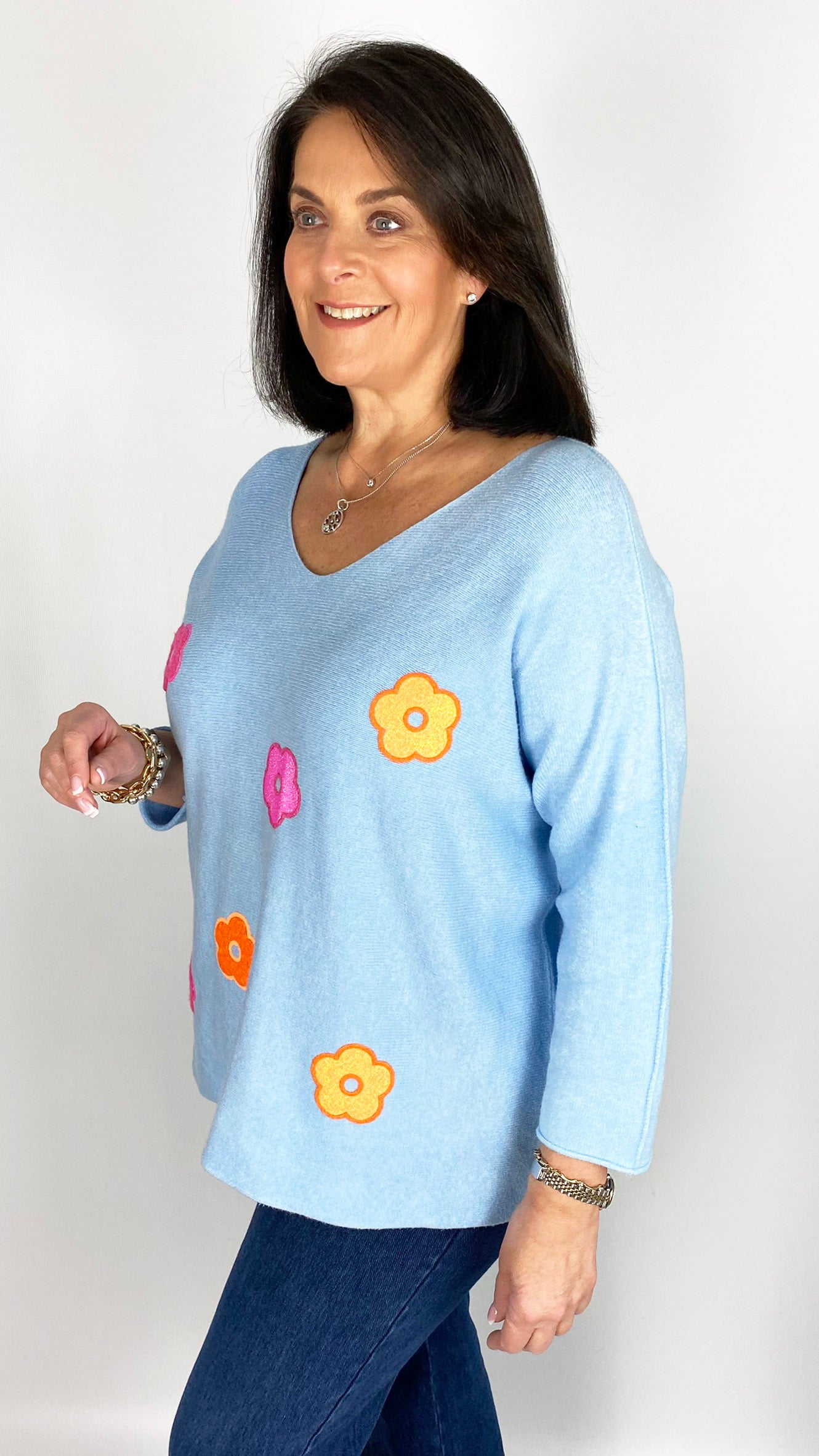 Soft glittery flower v-neck jumper (4 Colours)