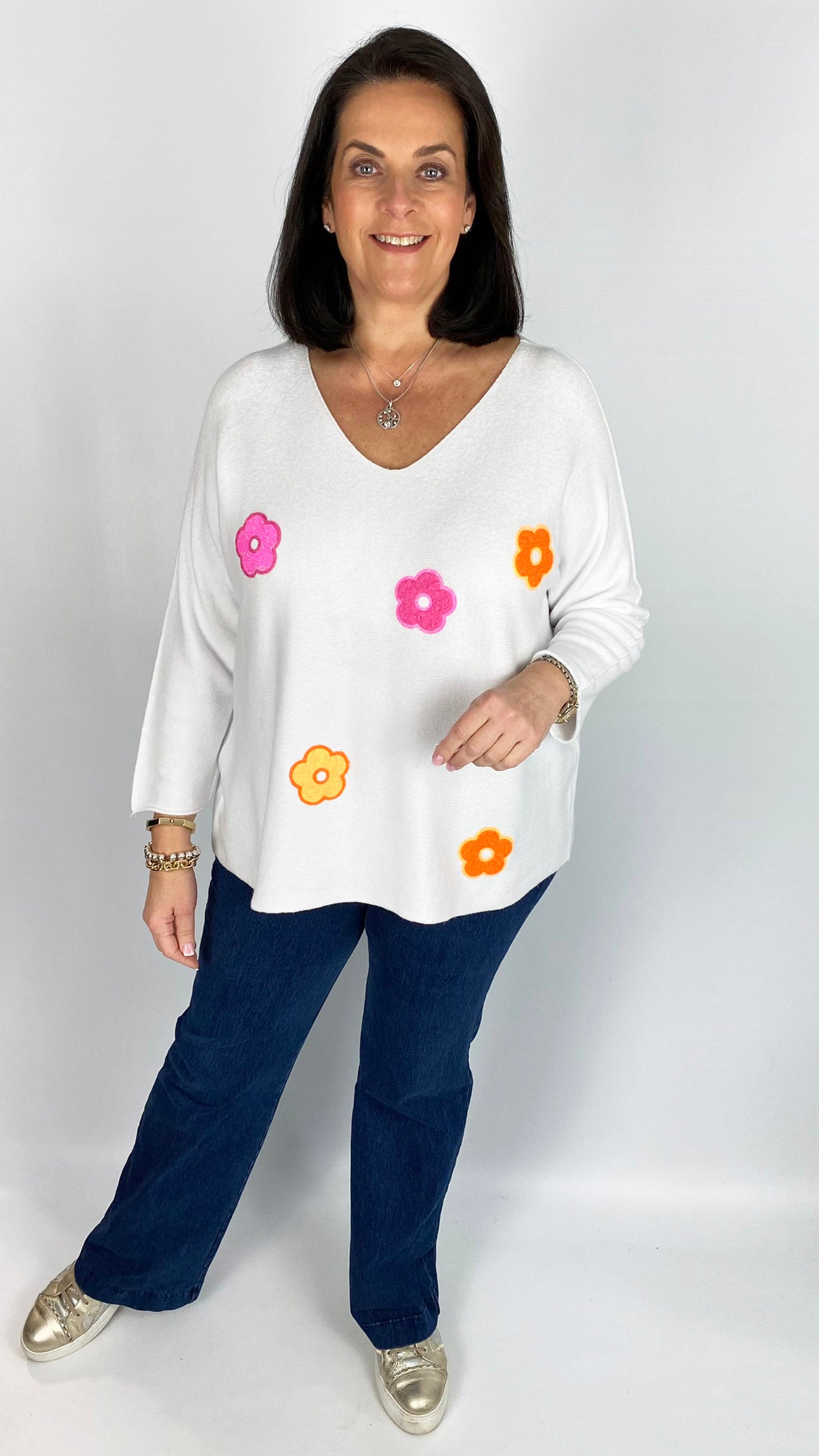 Soft glittery flower v-neck jumper (4 Colours)