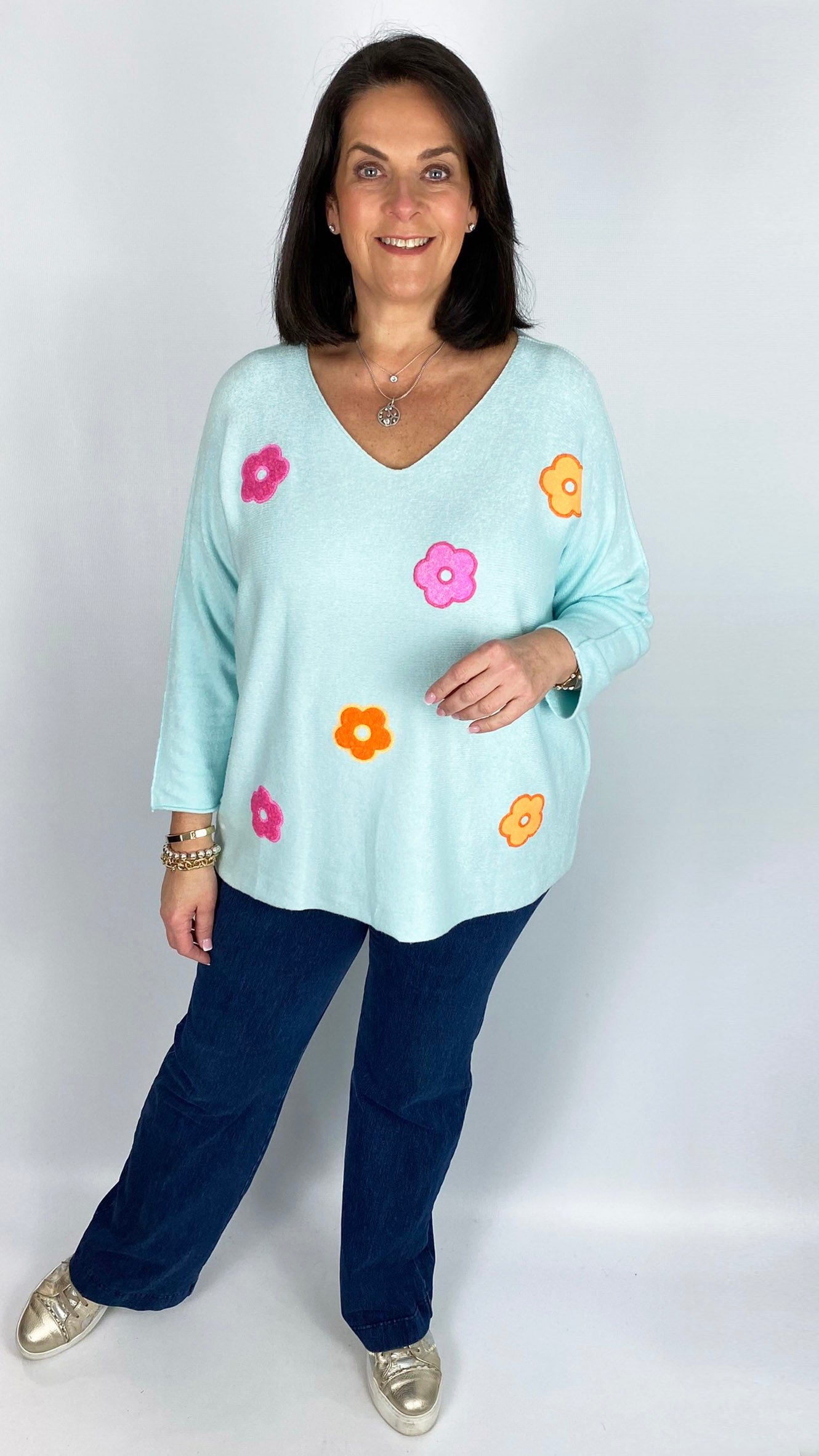 Soft glittery flower v-neck jumper (4 Colours)