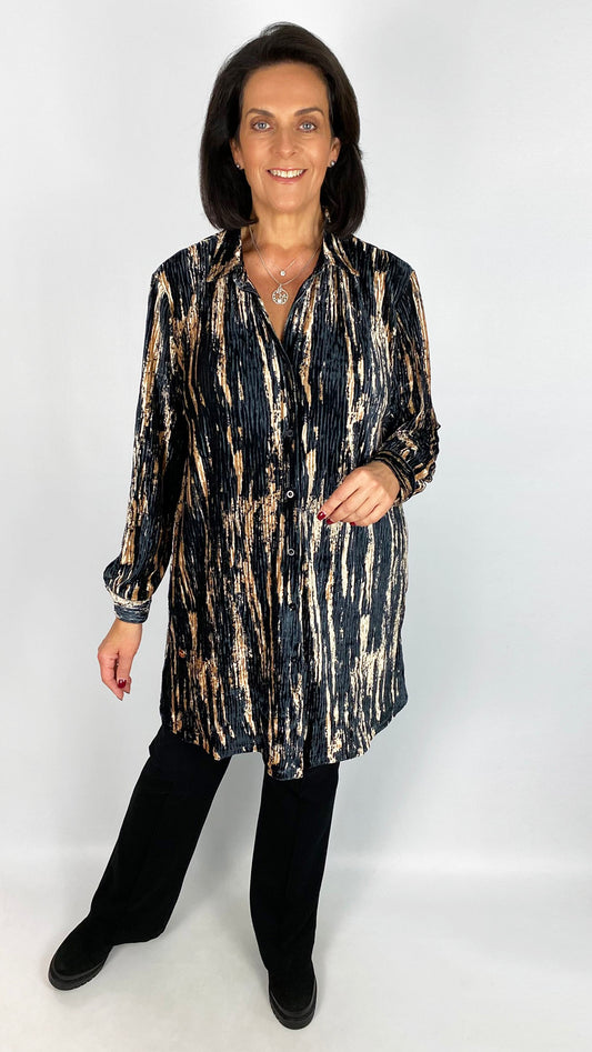 Ribbed velvet button-through longline shirt | Black/Gold | by Malissa J | last 1