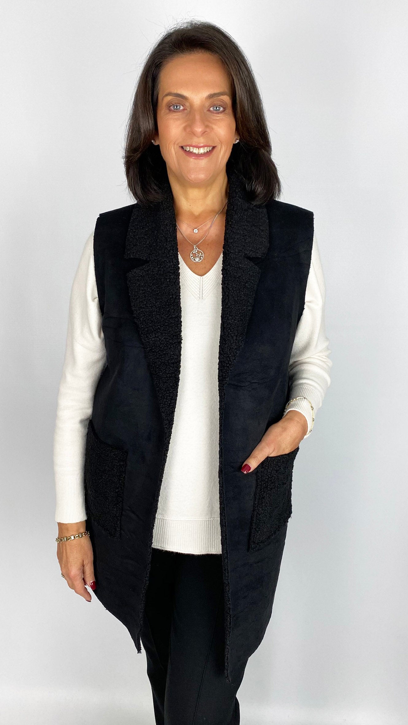 Faux shearling patch pocket gilet | 3 Colours
